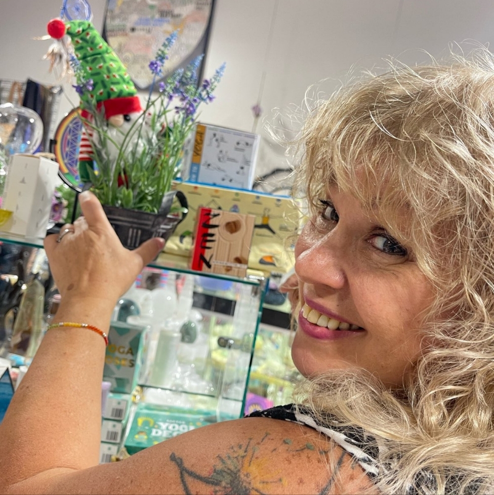 Meet your Posher, Diana